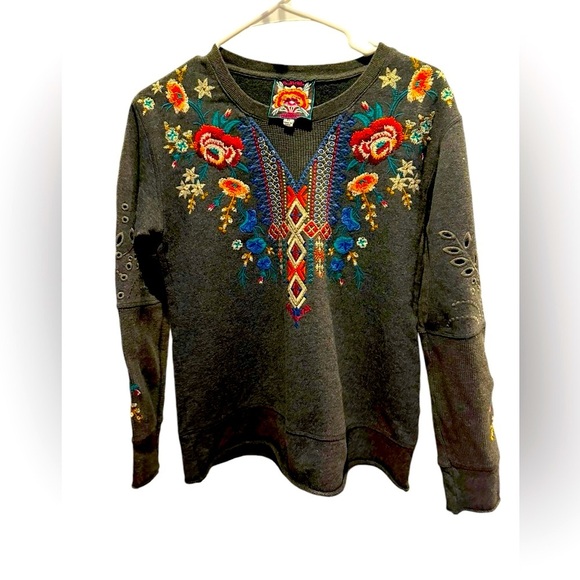 Johnny Was embroidered sweatshirt size XS - Picture 1 of 8